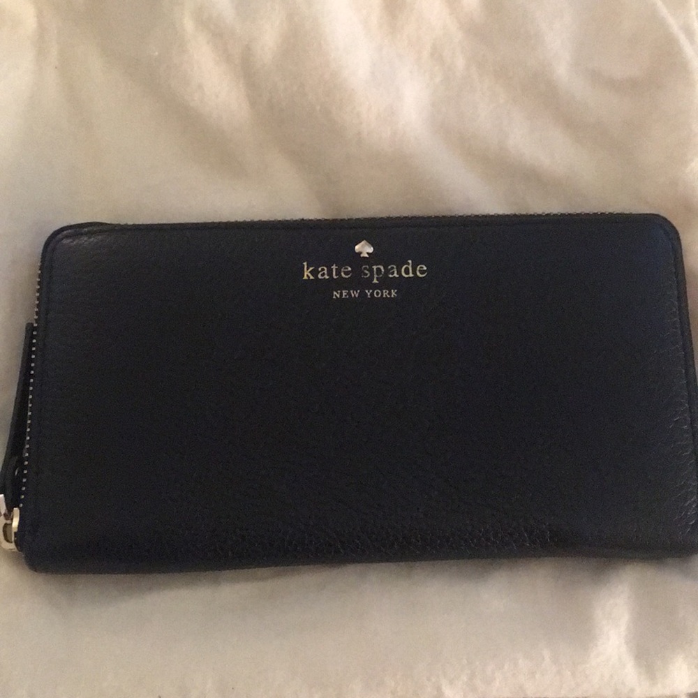 Kate Spade leather zip wallet—Cameron Street